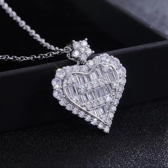 NEW 925 STERLING SILVER DIAMOND PENDANT NECKLACE - Picture 1 of 8